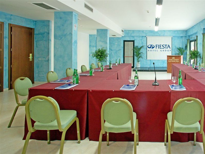 Fiesta Hotel Garden Beach Campofelice Di Roccella Exterior photo